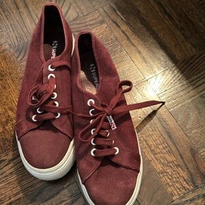 Burgundy suede superga platforms!